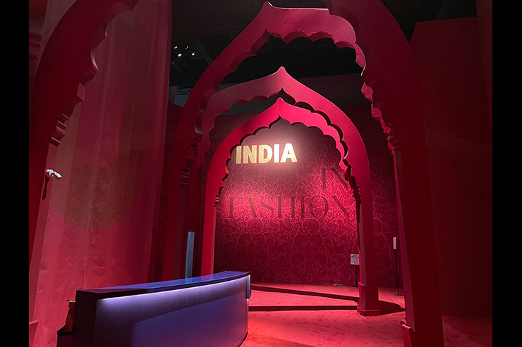 India in Fashion: The Impact of Indian Dress and Textiles on the ...